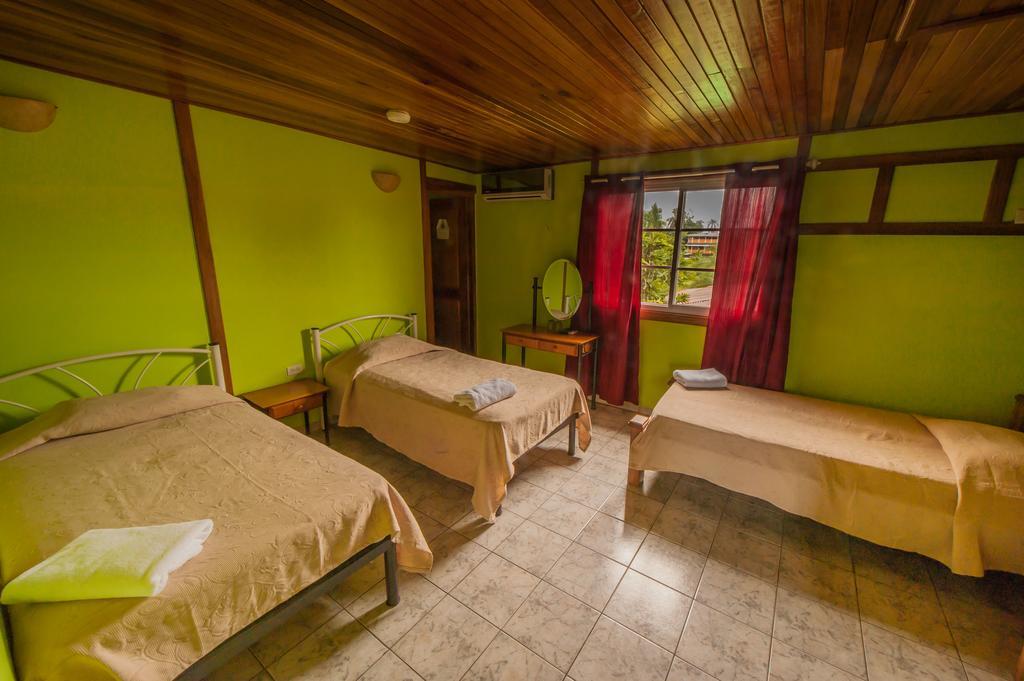 Hotel Posada Los Delfines 보카스 타운 외부 사진